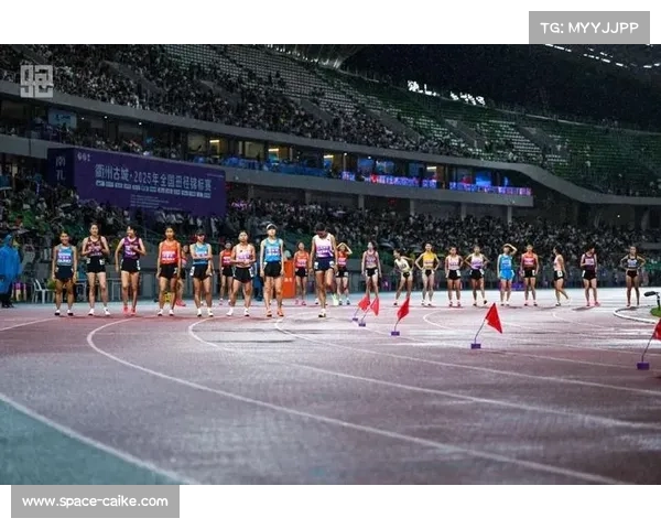 梁田田全国锦标赛包揽5000米与10000米双冠挑战北京站3000米国际高手